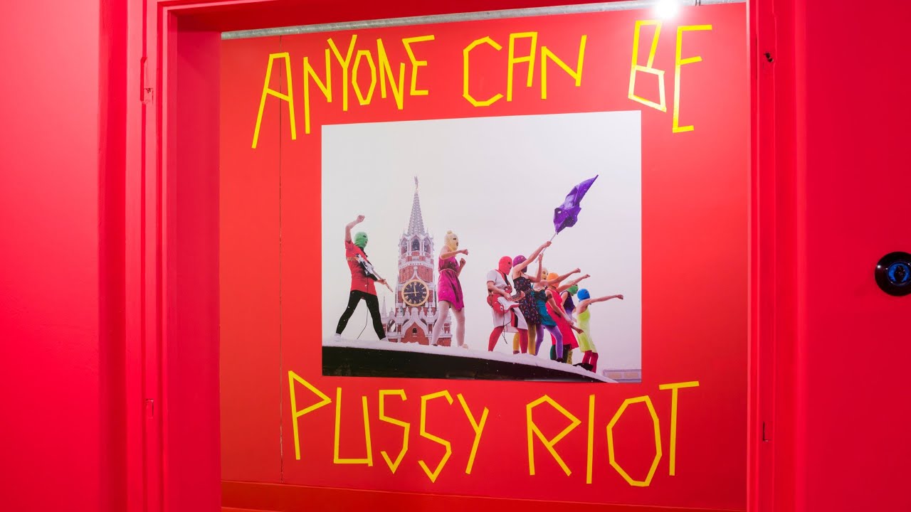 Velvet Terrorism: Pussy Riot’s Russia im Haus der Kunst - museumsfernsehen